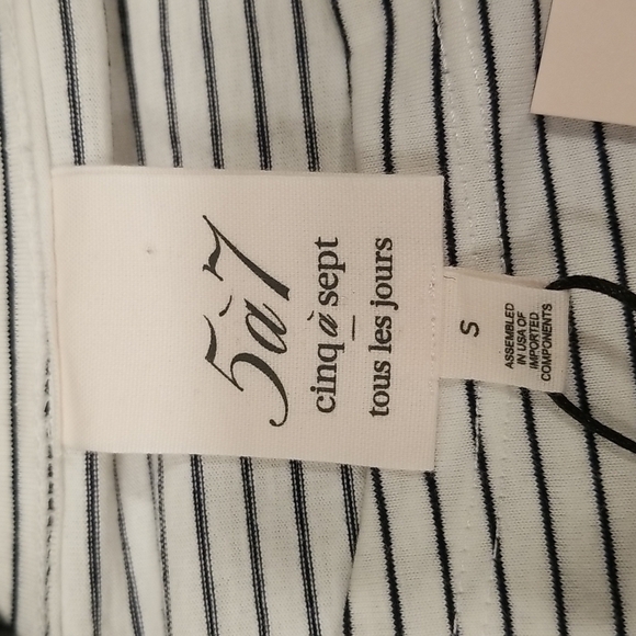 💕CINQ A SEPT💕 Boatneck Striped Graphic Tee ~ BONJOUR Black & White Small S NWT - Picture 7 of 10